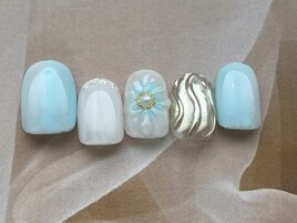 4月ネイルデザイン★華やか