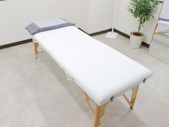 整体えびす丸 大阪本町店/ベッドは毎回アルコール消毒