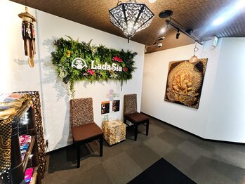 ラダシア 鴨居駅前店(LADASIA)/バリ風のリゾート空間