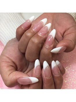 シャンディー(Shandy)/フレンチネイル