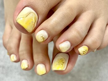 ドット シー 神戸三宮(dot c)の写真/【丁寧ケア付き】300色以上のカラー/マグネット・オーロラで、うる艶な足元美人♪