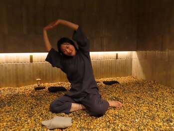 ミネラルスパ バイ アラシノユ(mineral spa by arashi no yu)の写真/サウナと違う"低温微粒子ミネラルミスト浴"美容液成分をまるごと浴びて滝汗！働くオトナ女性の間で話題☆
