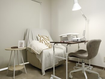 ニコリ(NICOLI)の写真/個室完備◎心地の良いプライベート空間で周りを気にせず、ゆったりくつろぎながら理想のお手元に♪