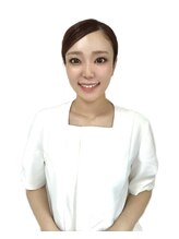 laksmi【肌質改善専門店】毛穴/ニキビケア/赤み/ハーブピーリング/プラズマニア&nbsp;CHIKAKO 