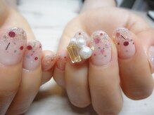アミュリー ネイル アトリエ(Amury nail atelier)/ラメホロ＋ビジューネイル☆