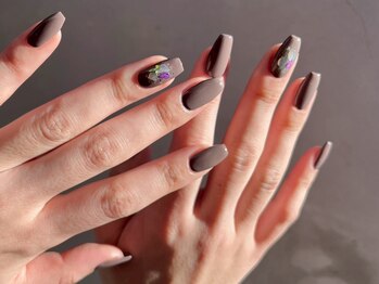 レイシア(Raysia)の写真/【隙間時間にも＊】差がつく上質ネイル★こだわりの弱酸性ワンカラーで健康な爪のままネイルが楽しめます♪