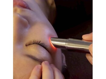 ピンクッション 平尾 薬院(PINKSHION)の写真/「アイラインが上手く引けなくなった」疲れ目・たるみ・ハリの無い目元集中ケア♪