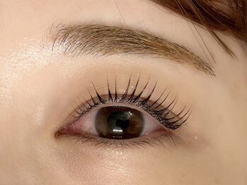 アイラッシュリブリー 高田馬場2号店(eyelash RIVELY)/パリジェンヌラッシュリフト