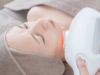 ウミン(UMIN)の写真/欲ばりに！【小顔&肌質改善】どちらも効果抜群に感じたい方に♪結果重視の施術×マシンに自信あり◎