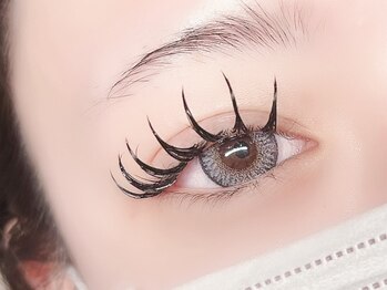 コエ(Coe.)の写真/パーマだけでは物足りない方に“フラットラッシュ”や“ボリュームラッシュ”などのエクステMENUがオススメ