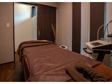 アローナ(Arona)/内観