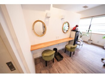 サロン ド ラン(Salon.du.RAN)/ドレッサースペース1