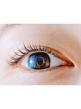 ボリュームのある目元にしたい