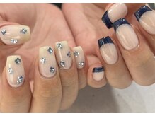 スワローネイルアイ(swallow nail eye)/お花ホロ×フレンチネイル