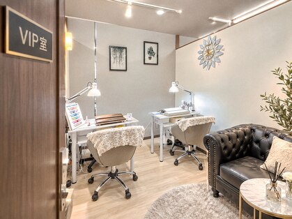 ヌード ネイルスタジオ 千葉店(Nude Nailstudio)の写真