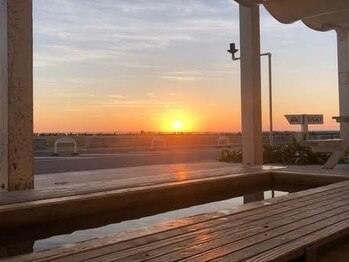 スゥー(zzz...)/天然温泉☆無料の足湯