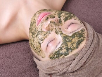 サロン クレビオ(salon Crevio)/