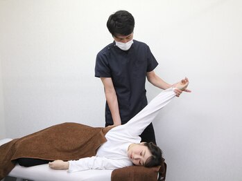 笑顔整骨院の写真/お客様の状態やご希望に合ったコースが選べる♪国家資格保有者による全身マッサージorストレッチ整体☆