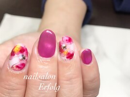フラワーニュアンスネイル