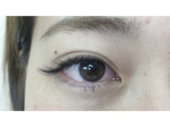 チュラ(Chura)/目尻長めデザイン