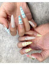 リーシアネイル(Re cia Nail)/ギンガムチェックネイル