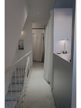 ロマ(LOMA)の写真/落ち着いたプライベート空間で、丁寧で高品質な施術をお届け♪ゆったりとした時間をお過ごしいただけます＊