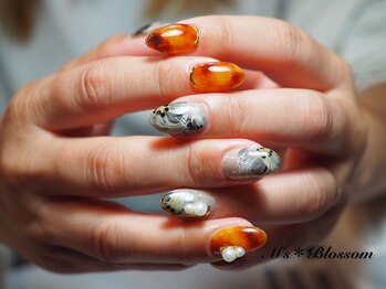 ネイルサロンアンドスクールエムズブロッサム(Nailsalon & school M's Blossom)/ジェルアートやり放題コース