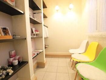 M's鍼灸美容サロン/待合室です