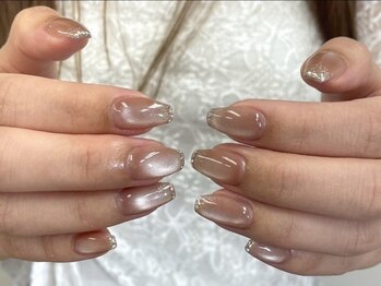 リット バイ セブンルックス 大宮東口店(Lit by 7LOOKS)の写真/つい周りに自慢したくなるようなワンランク上のネイルは当店にお任せ♪ナチュラル可愛い指先が叶います◎