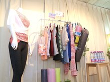 ヨガスタジオ セレニータ(serenita)の雰囲気(ヨガウェアの販売もございます。)