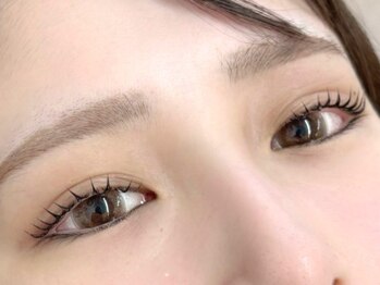 ブロンズアイ(BRONZE EYE)/束巻きまつ毛パーマ