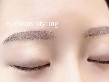 ライラ(LAYLA)/美眉スタイリング