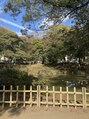 ビハインド 栄店(Behind)&nbsp;散歩中に一息。緑に囲まれて癒されます♪