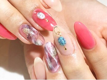 サロン ド ワカ(Salon de WAKA)/