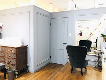 ポーラ ブルーノート 西明石駅前店(POLA Blue Note)/店舗の様子