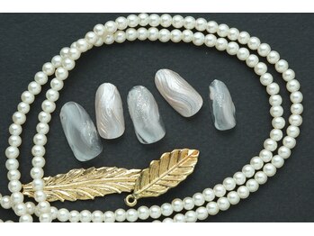 ネイルサロンアンドスクール ミュー(Nail Salon & school mieux)/大人シンプルネイル