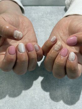 コウメ(KOUME)/チェックネイルネイル