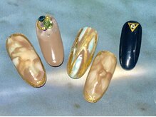 オズ ネイルアンドアイ(OZ NAIL&EYE)/洋風ダイダイ