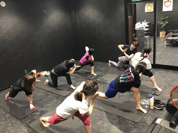 高地トレーニングドープ/ヨガ教室