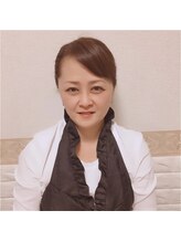 エステサロン クブ(Kubu) 鏡　英子 
