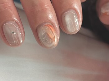 nailsalon soeur【スール】マグネット/ニュアンス/フィルイン/定額の写真/ 【完全個室】ニュアンス/モード/個性派など...定額デザイン￥6000～デザインに迷う方にもおすすめ◎