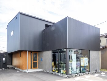 B&S航平整骨院/外観