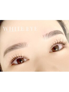 ナチュラル上品な目元にしたい