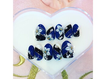 ネイルアンドスパ モンロー(MONROE)/