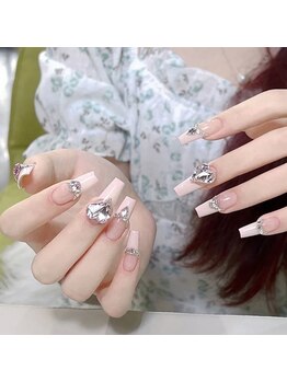 クイーンズビューティーサロン 新宿本店(Queen's beauty salon)/チップアートやり放題&つけ放題