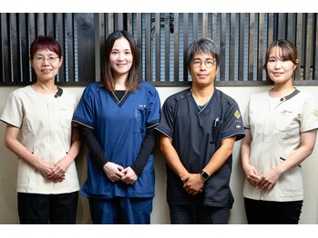 篠丸接骨院/スタッフ☆集合写真