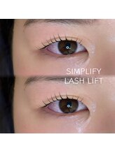 リッチオ(Riccio)/シンプリフィラッシュリフト