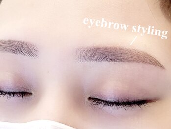 ライラ(LAYLA)/美眉スタイリング