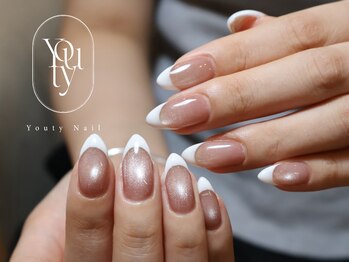 ユーティーネイル(Youty Nail)/ビー玉マグネットフレンチ