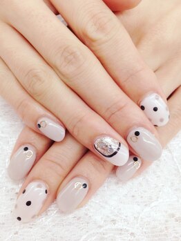 ネイリシャス(NAILICIOUS)/モノトーンドット柄ネイル♪